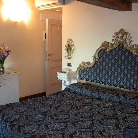 Vecellio Hotel Venedig Eksteriør billede
