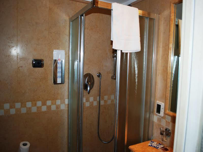 Vecellio Hotel Venedig Eksteriør billede